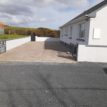 Meadow View Holiday home Clooncullin